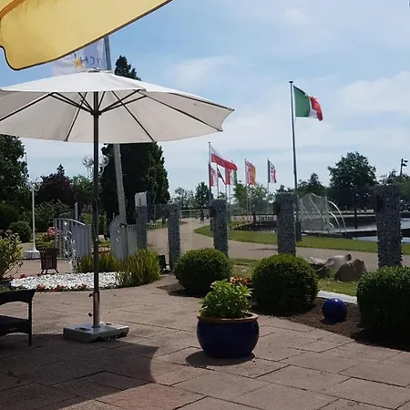Akzent Strandhalle Hotel 3*