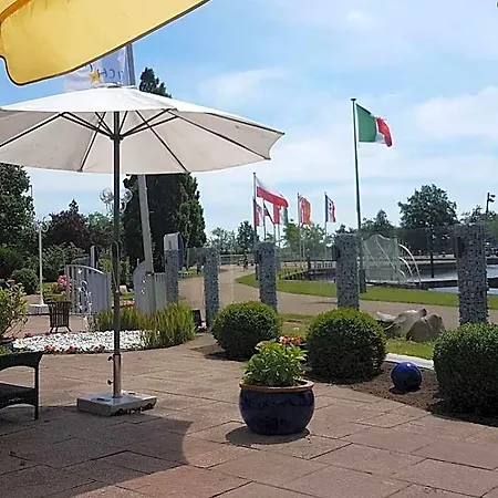 Akzent Strandhalle 3*